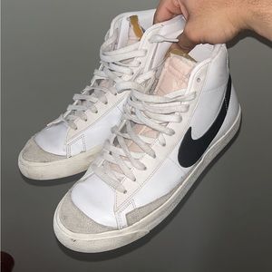 Nike blazer mid size 10.5